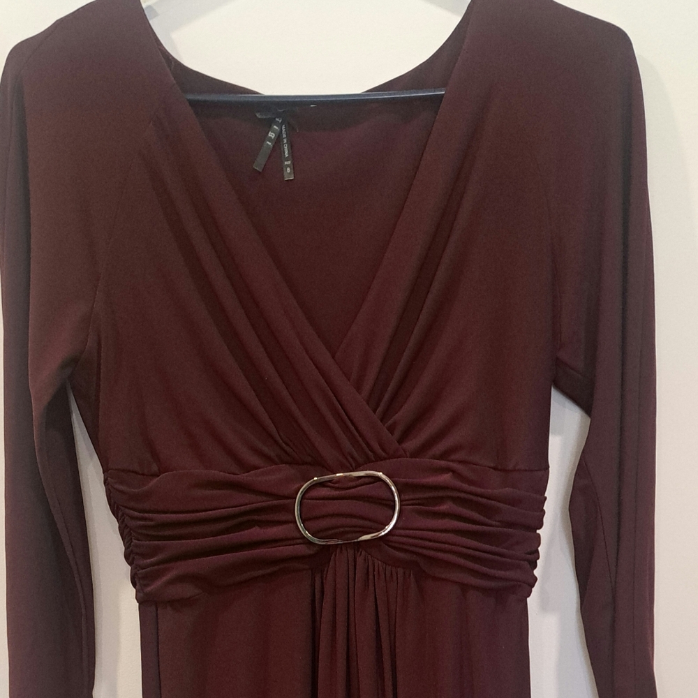 GIGI Women's Burgundy Wrap-Style Long Sleeve Dress with Waist Accent